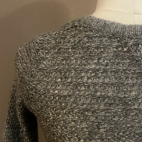 Hollister Jewel Sweater - Picture 14 of 16